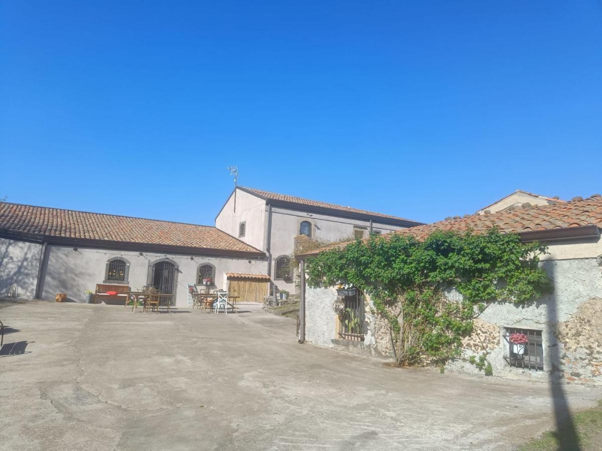 Il Tanaceto Hotel Castiglione De Sicilia Buitenkant foto